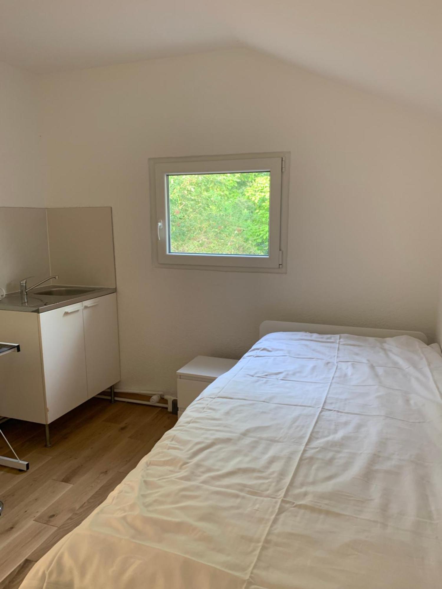 Single Room,1609833629:JPEG
